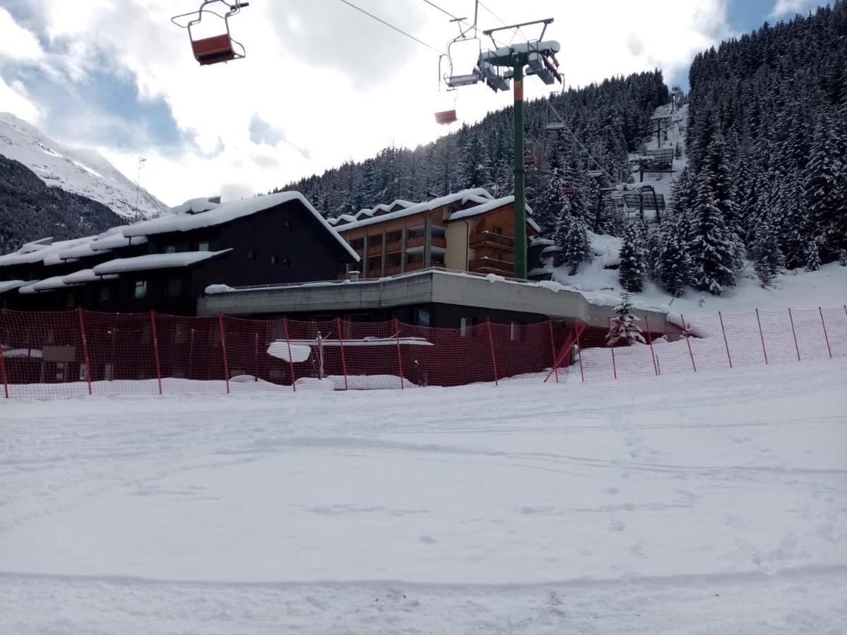 Comodo Alloggio Con Accesso Diretto Alle Piste Santa Caterina Valfurva Kültér fotó