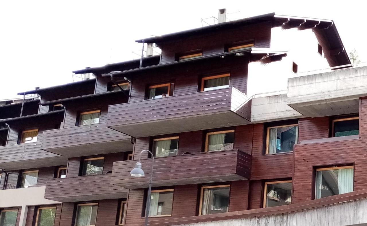 Comodo Alloggio Con Accesso Diretto Alle Piste Santa Caterina Valfurva Kültér fotó